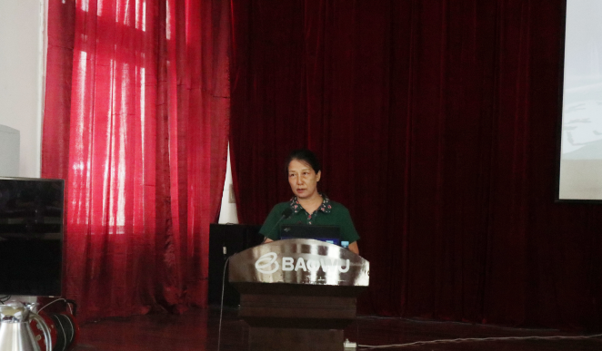 協(xié)會(huì)常務(wù)副會(huì)長(zhǎng)黃韶華 協(xié)會(huì)常務(wù)副會(huì)長(zhǎng)黃韶華